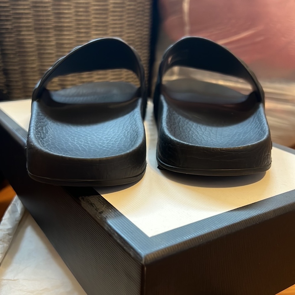Gucci Slides - Picture 5 of 8
